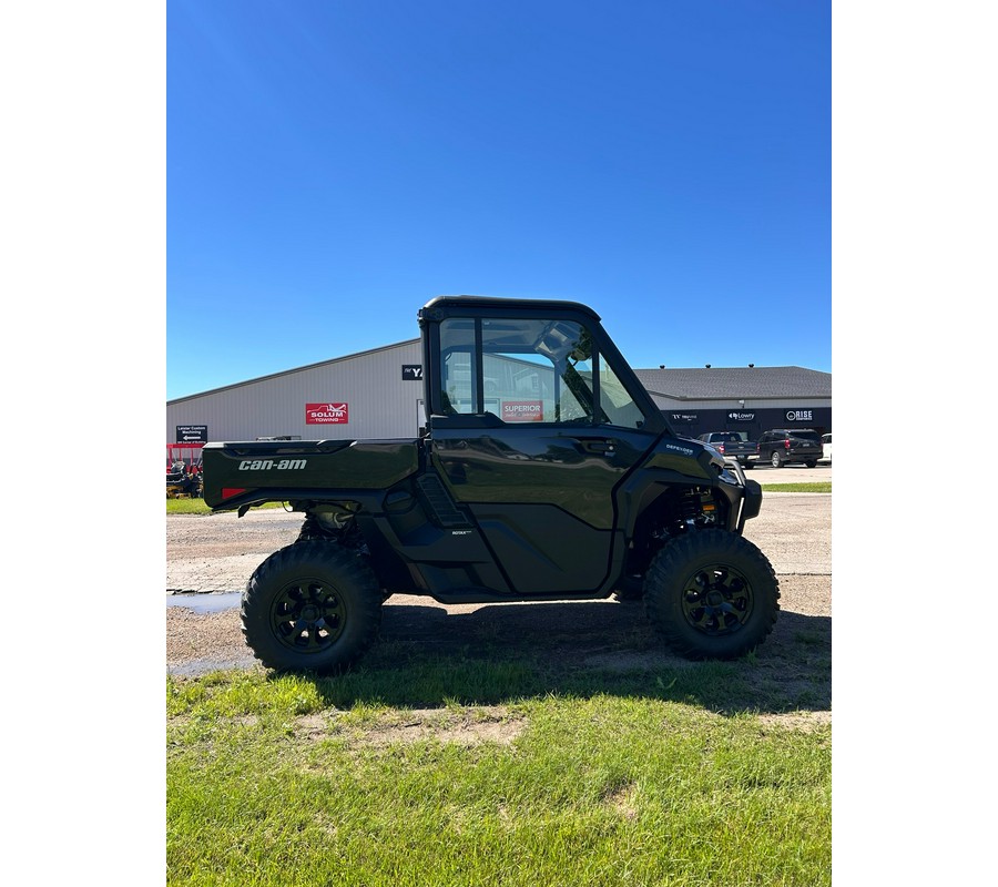 2026 Can-Am Defender XT CAB HD11