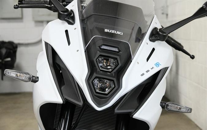 2026 SUZUKI GSX 8R