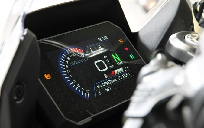 2026 SUZUKI GSX 8R