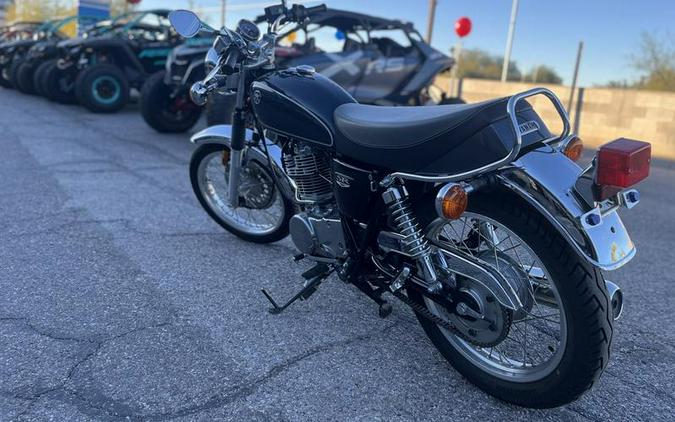 2015 Yamaha SR400