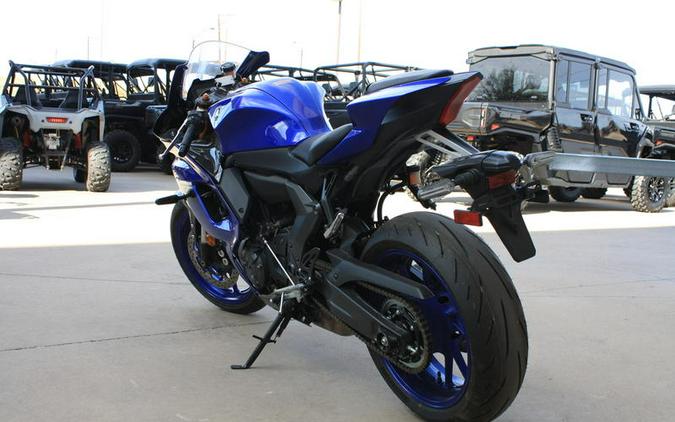2025 Yamaha YZF-R7