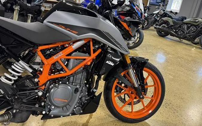 2022 KTM 390 Duke