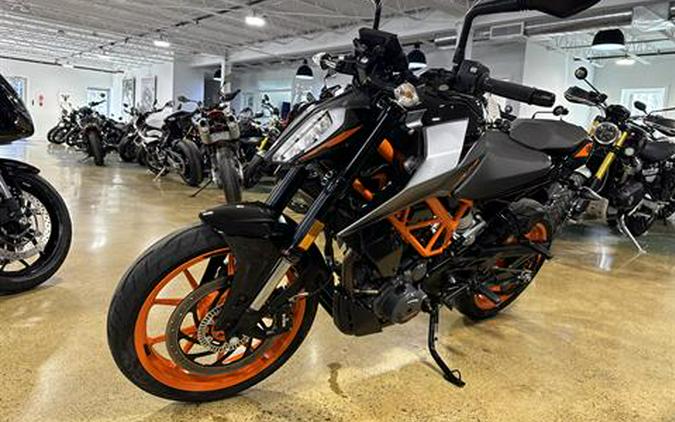 2022 KTM 390 Duke