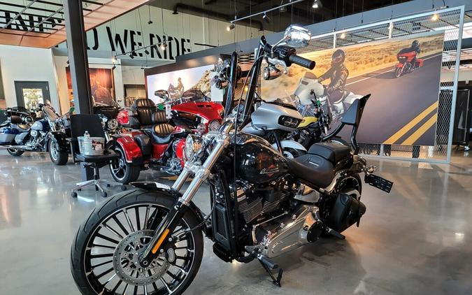 Harley-Davidson® Breakout™ 2025