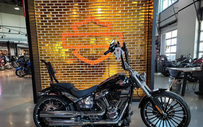 Harley-Davidson® Breakout™ 2025