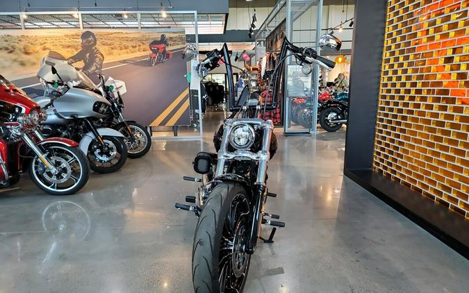 Harley-Davidson® Breakout™ 2025