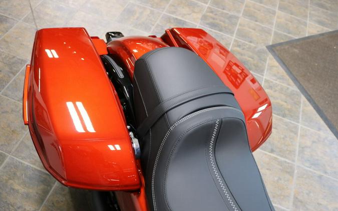 2025 Harley-Davidson® Road Glide® WHSKEY FIRSTORM