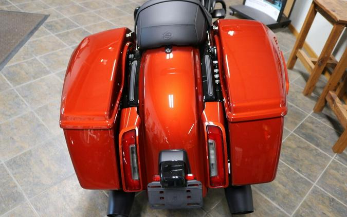 2025 Harley-Davidson® Road Glide® WHSKEY FIRSTORM