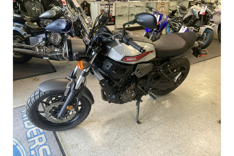 2019 Yamaha XSR700