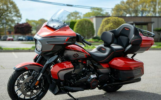 Harley-Davidson® CVO Street Glide Limited 2026 FLHXLSE 34604643 CITRUS HEAT