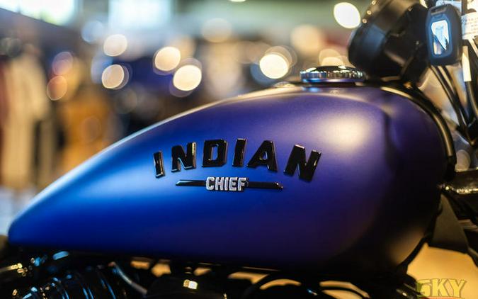 2023 Indian Motorcycle® Sport Chief Icon Spirit Blue Smoke