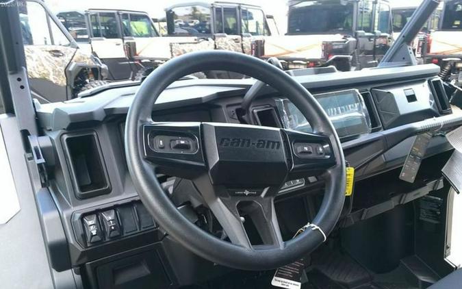 2026 Can-Am® Defender MAX LONE STAR HD11