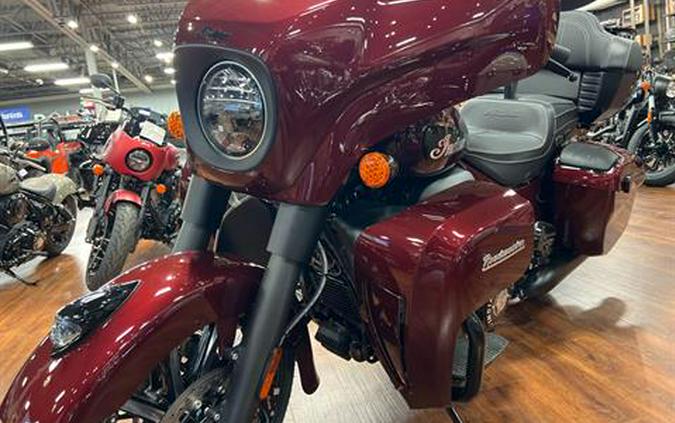 2024 Indian Motorcycle Roadmaster® Dark Horse® with PowerBand Audio Package