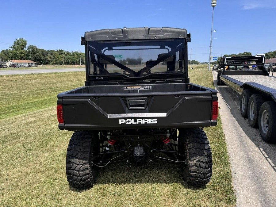 2019 Polaris® Ranger XP® 900 EPS Premium Silver Pearl