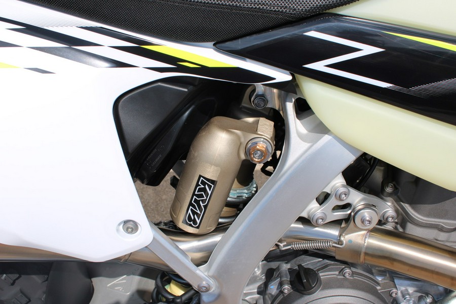 2026 Triumph TF 450-E