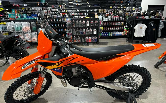 2026 KTM 300 SX
