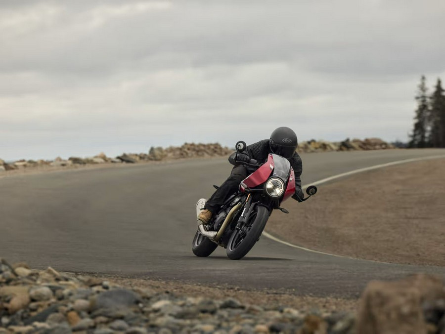 2026 Triumph Thruxton 400