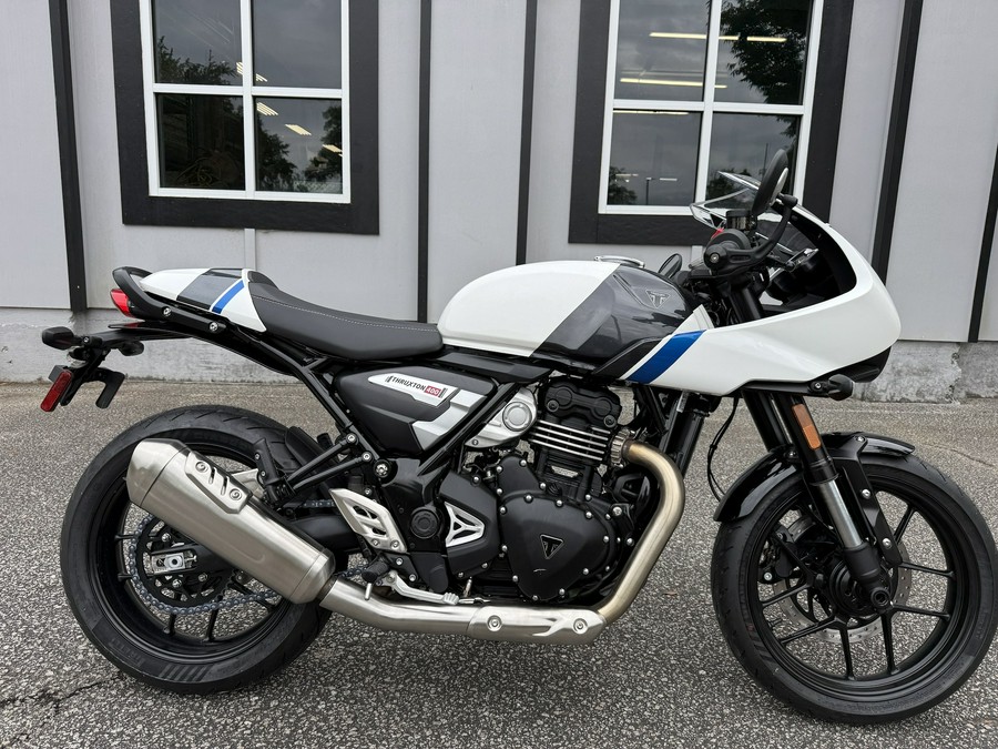 2026 Triumph Thruxton 400
