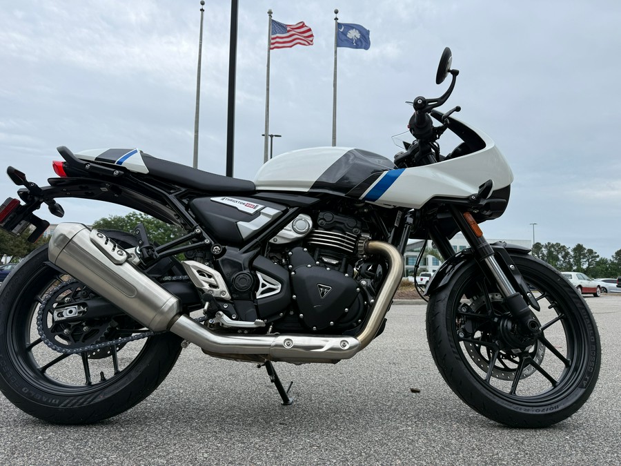 2026 Triumph Thruxton 400