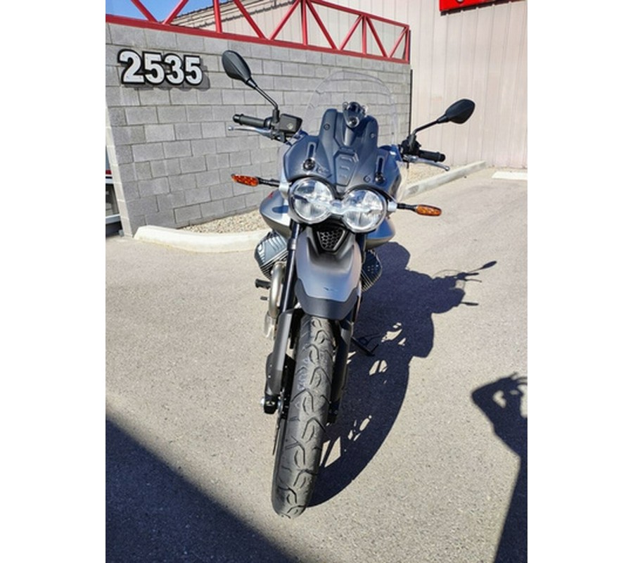 2025 Moto Guzzi V85 Strada