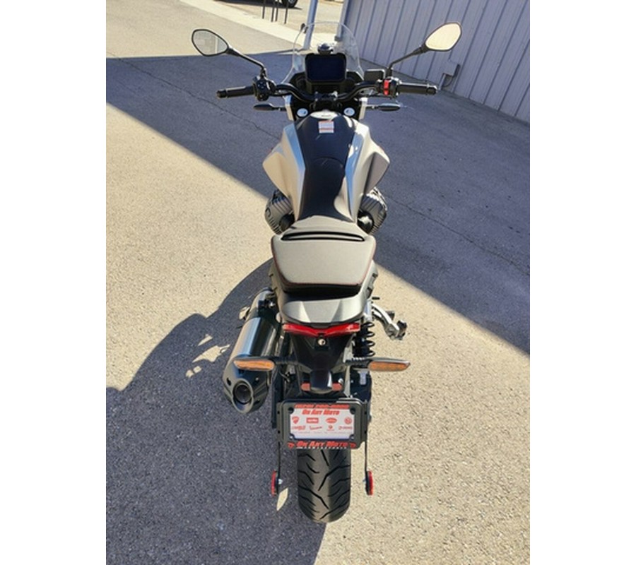 2025 Moto Guzzi V85 Strada