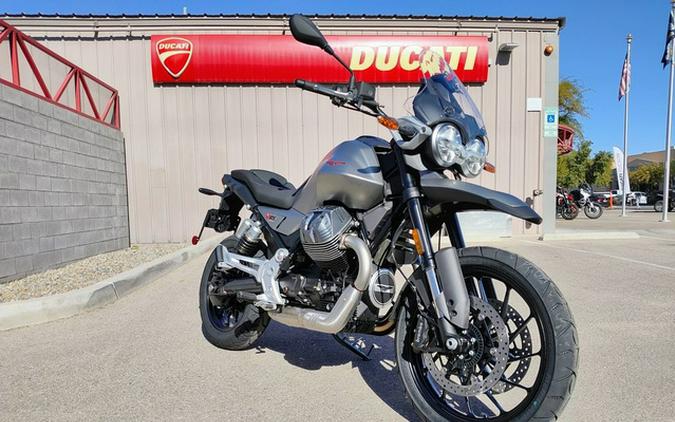 2025 Moto Guzzi V85 Strada