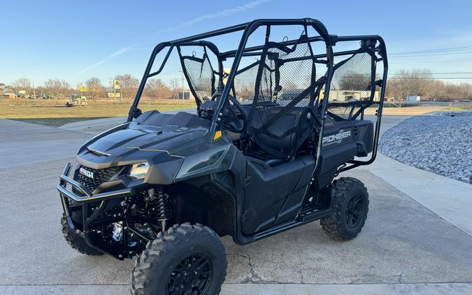 2026 Honda Pioneer 700-4 Deluxe