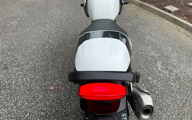 2026 Triumph Thruxton 400