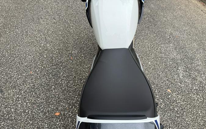 2026 Triumph Thruxton 400
