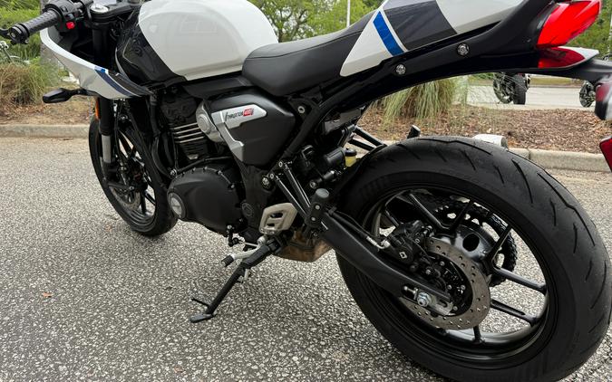 2026 Triumph Thruxton 400
