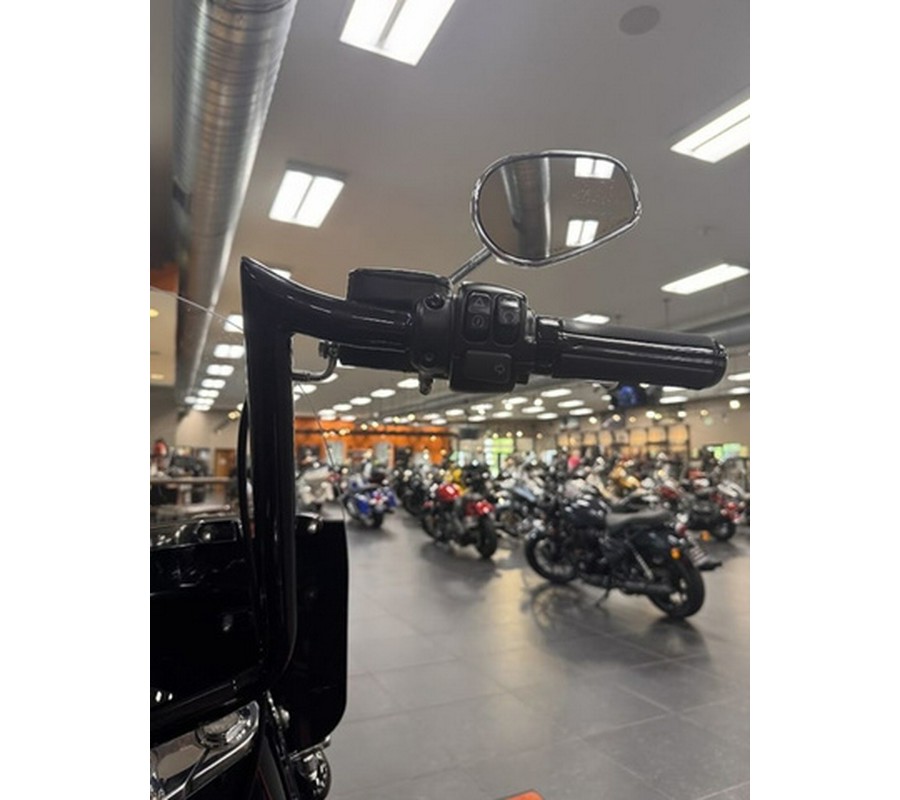 2019 Harley-Davidson Softail FLHCS - Heritage Classic 114