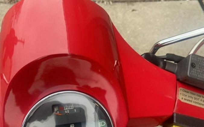 2004 Genuine Scooter Co. Stella 2T