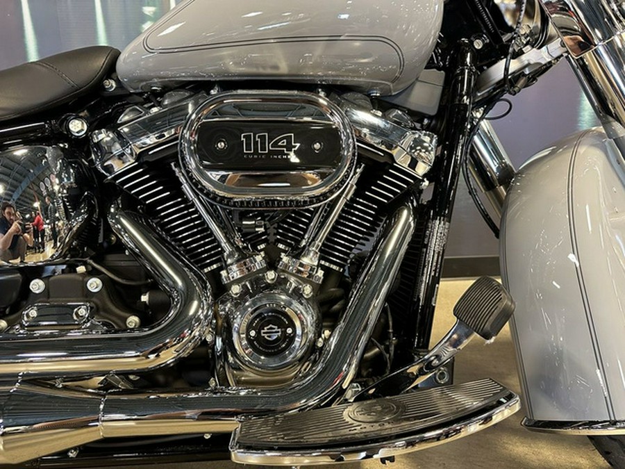 2024 Harley-Davidson Softail FLHCS - Heritage Classic