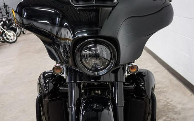 2014 Harley-Davidson® FLHX - Street Glide®