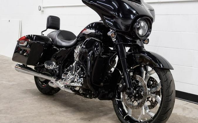 2014 Harley-Davidson® FLHX - Street Glide®