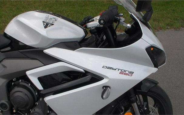 2025 Triumph Daytona 660