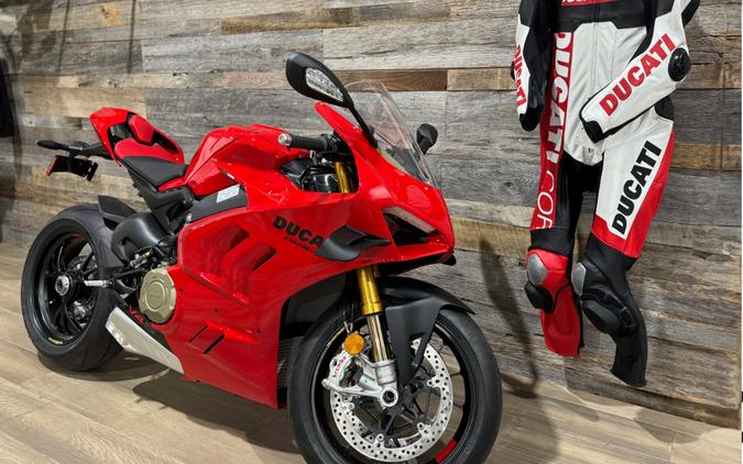 2024 Ducati V4S RED