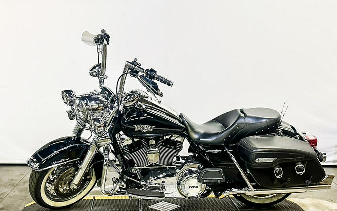 2011 Harley-Davidson® FLHRC - Road King® Classic