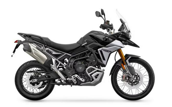 2024 Triumph Tiger 900 Rally Pro Carbon Black Sapphire Black