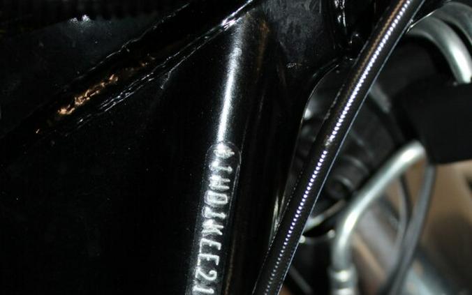 Harley-Davidson® Ultra Limited 2020 FLHTK 639063B SLV PINE/SPRUCE W/PINSTRIPE