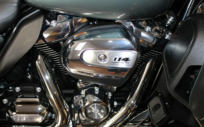 Harley-Davidson® Ultra Limited 2020 FLHTK 639063B SLV PINE/SPRUCE W/PINSTRIPE
