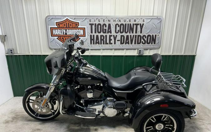 2016 Harley-Davidson® FLRT - Freewheeler®