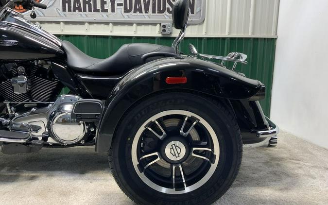 2016 Harley-Davidson® FLRT - Freewheeler®