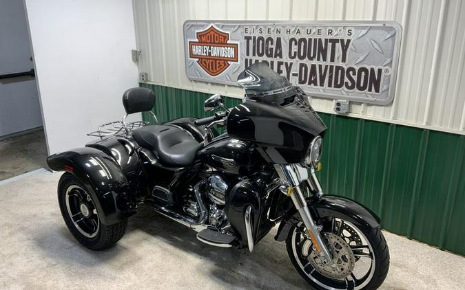 2016 Harley-Davidson® FLRT - Freewheeler®