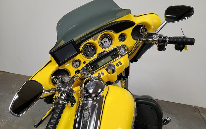 2012 Harley-Davidson® CVO Electra Glide Ultra Classic - FP8473