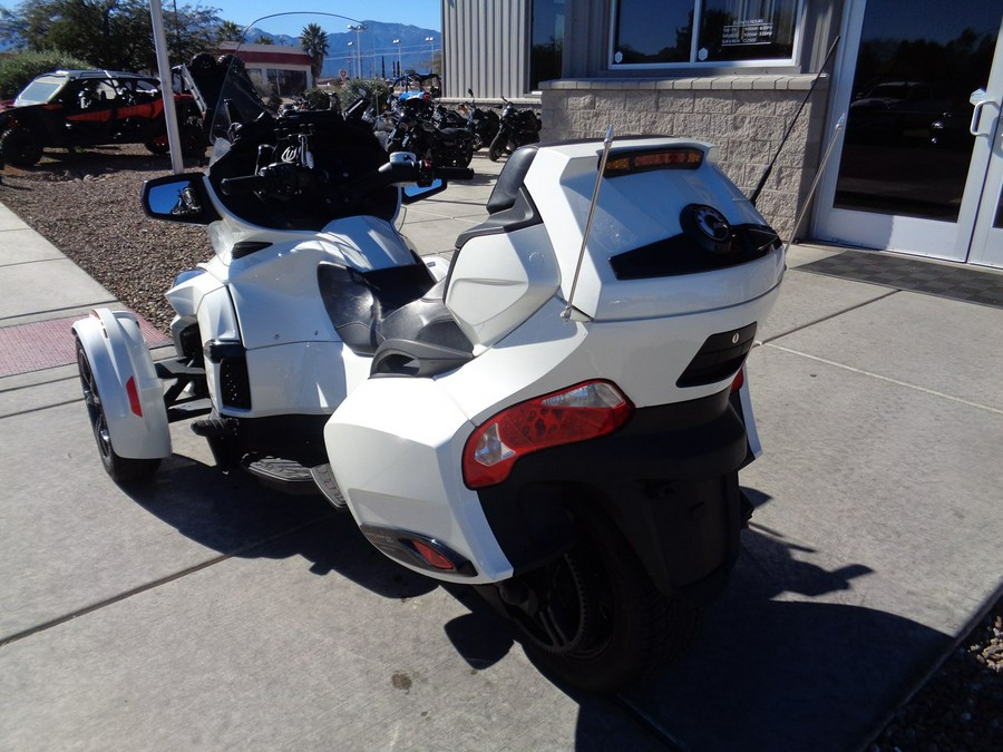 2019 Can-Am Spyder® RT Limited SE6 - Dark Edition