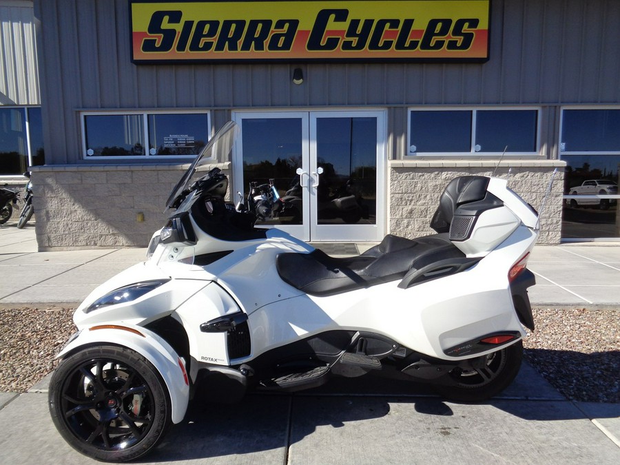 2019 Can-Am Spyder® RT Limited SE6 - Dark Edition