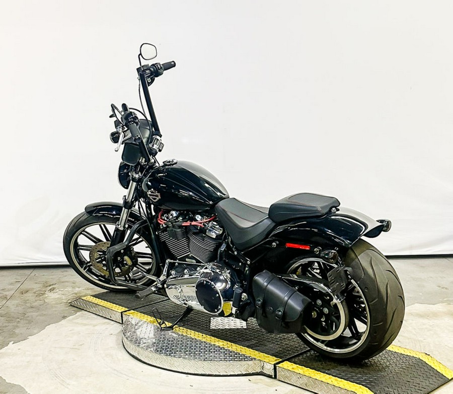 2018 Harley-Davidson® FXBR - Softail® Breakout®