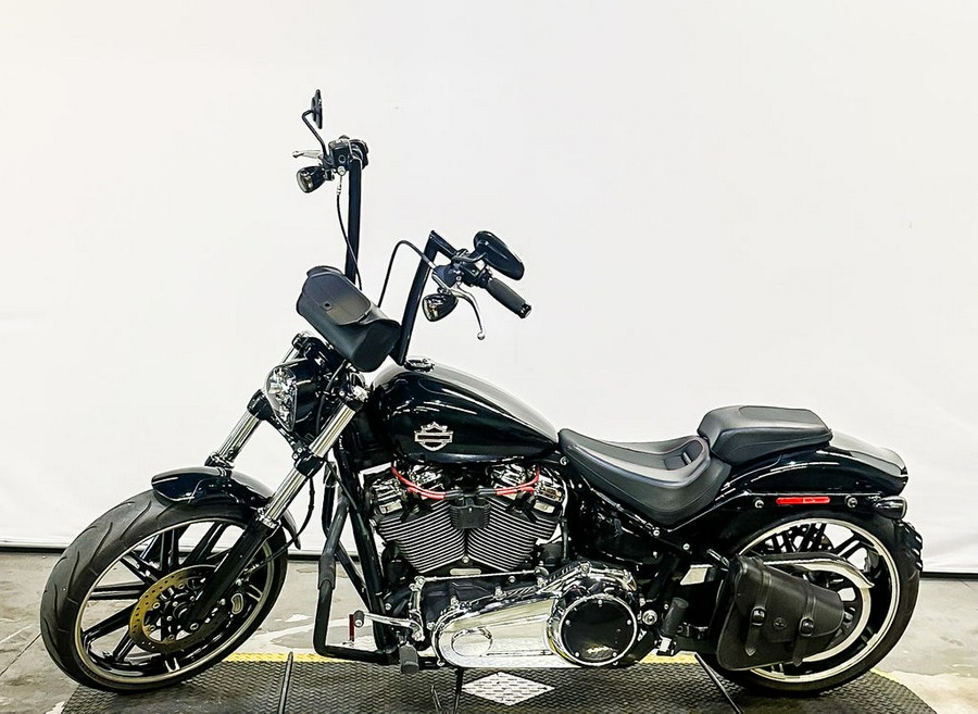 2018 Harley-Davidson® FXBR - Softail® Breakout®