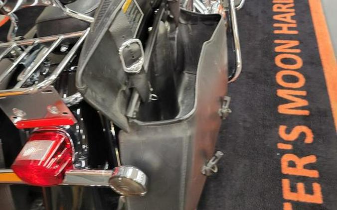 2006 Harley-Davidson® FLHRCI - Road King® Classic